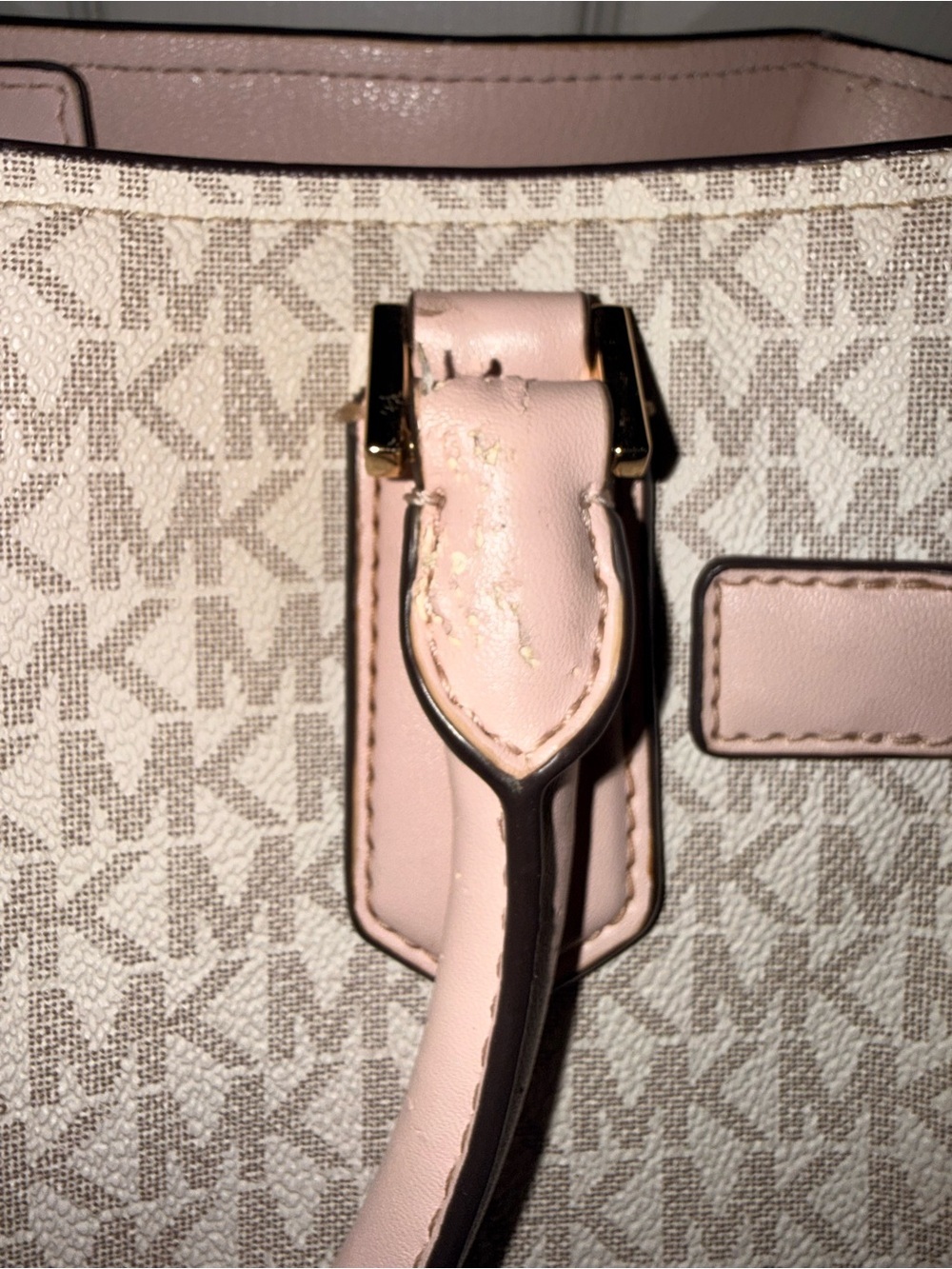 Michael Kors Cream and Pale Pink Signature Satchel - Picture 4 of 7